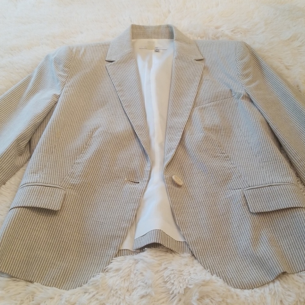 Women suit